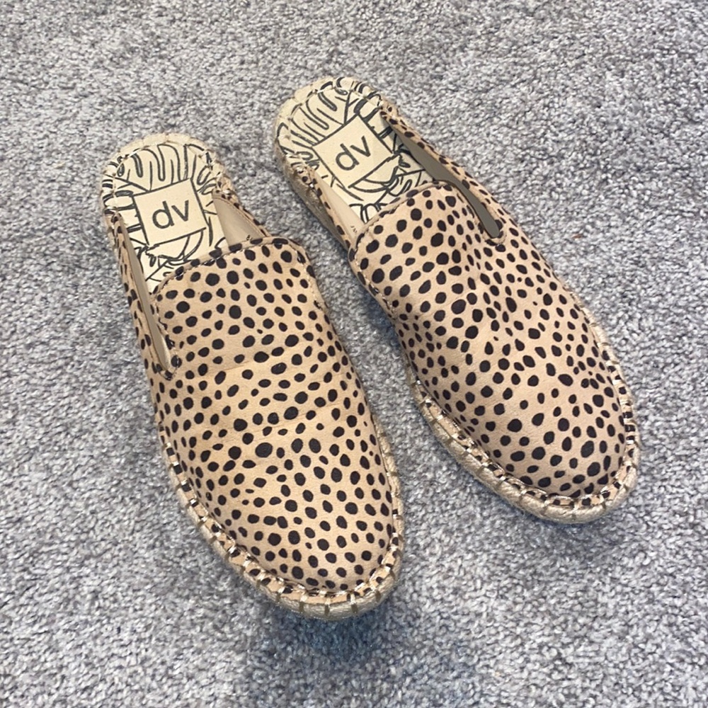 Dolce vita cheetah print slides